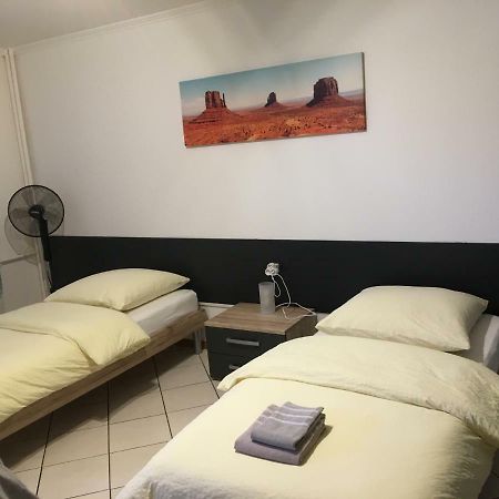 Studio Lora Rm 1221 Saint-Louis  Kültér fotó
